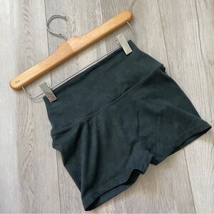 Crop Shop Boutique Shorts scrunch acid wash womens Black (small) workout gym